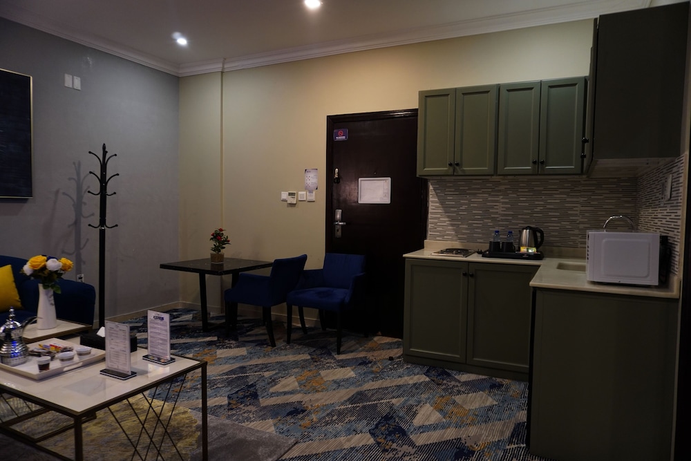 Family Apartment (One-Bedroom Apartment) - Photo 3