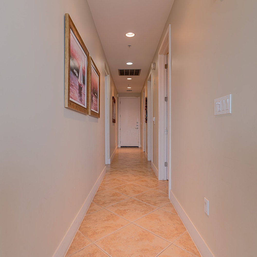 Seas the Day in this Luxury Condo at Diamond Beach Ocean Views Incredible Pools Amenities, Kuva 28