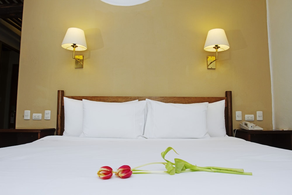 Superior Suite, Pool Access, Sea View - Photo 2