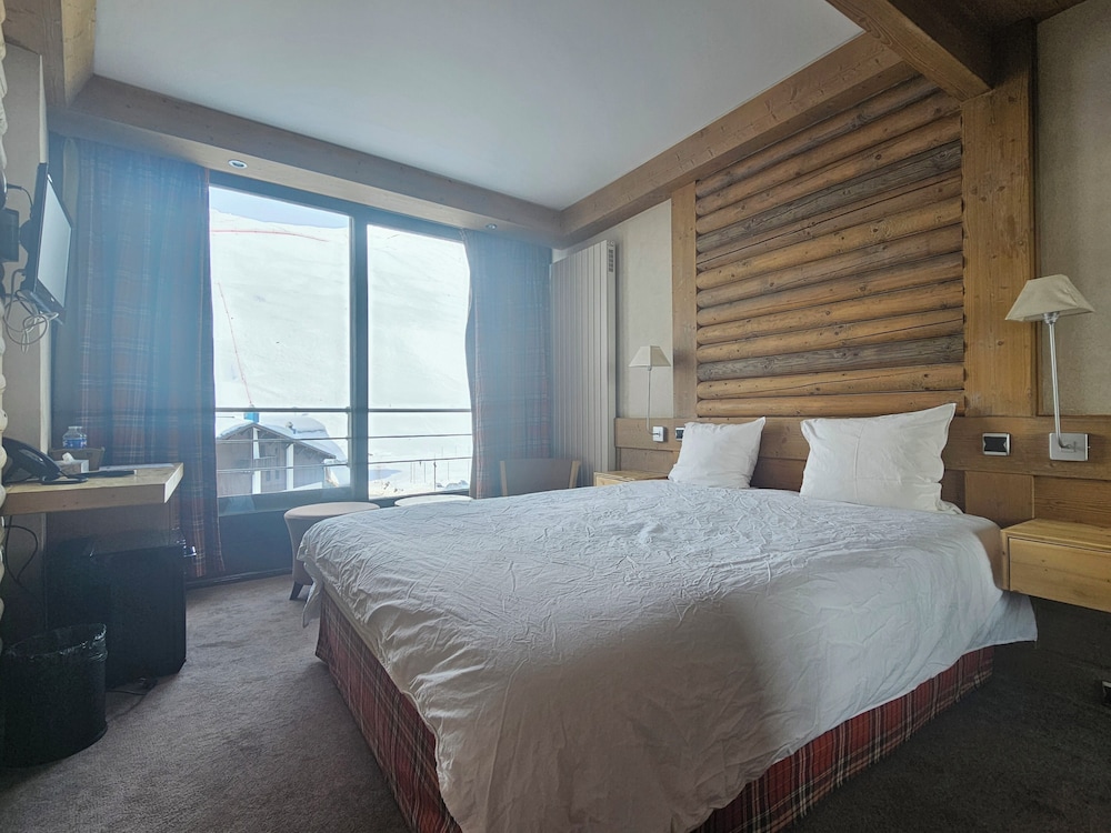 Comfort Double Room, Mountain View photo 2
