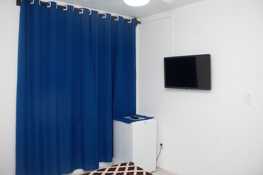 Economy Twin Room photo 3