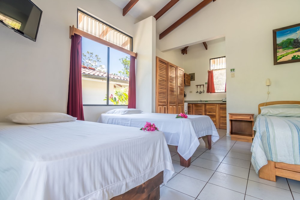 Standard Villa, Multiple Beds, Kitchen