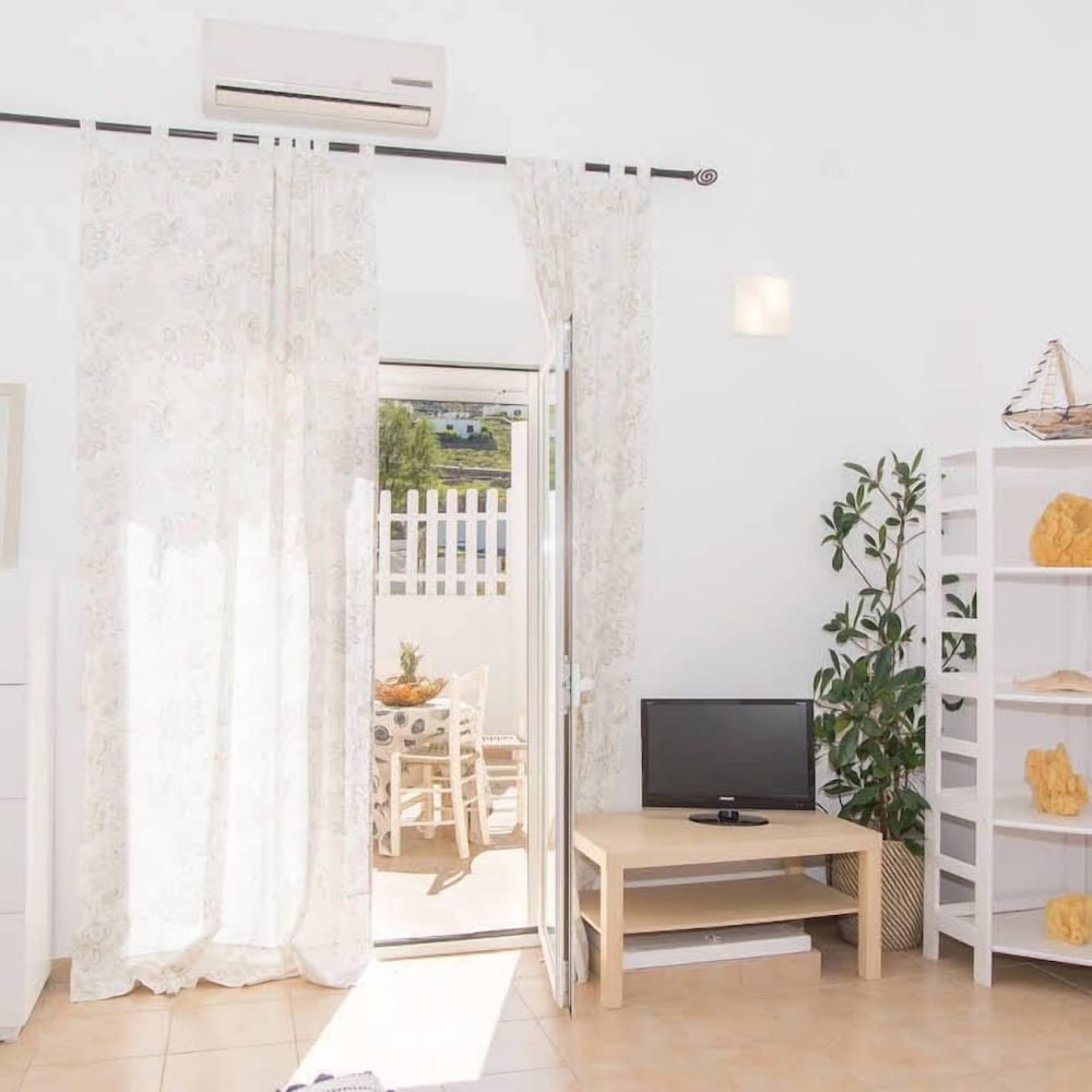 Apartment, Garden View, Ground Floor photo 3