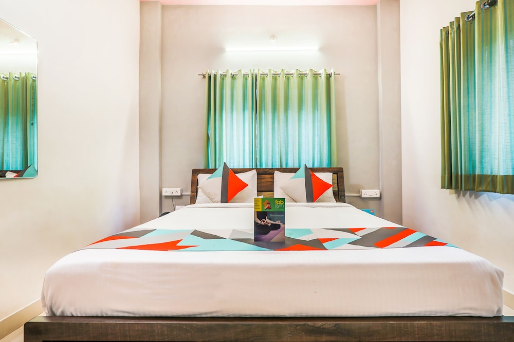 Deluxe Room - Photo 3