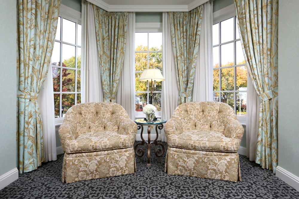 Grand Room, 1 King Bed (Luxury) - Photo 4