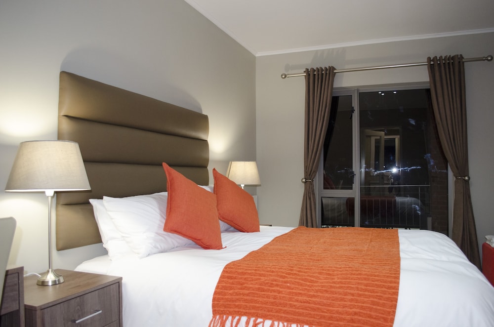 2 Bedroom Apartment - Mayfair
