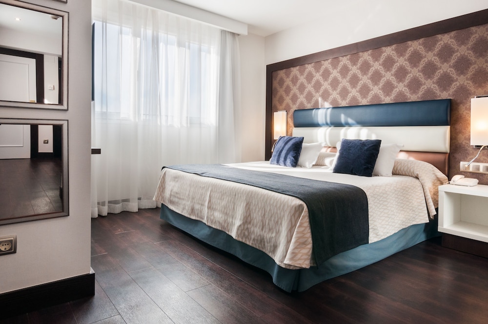 Superior Double Room - Photo 1