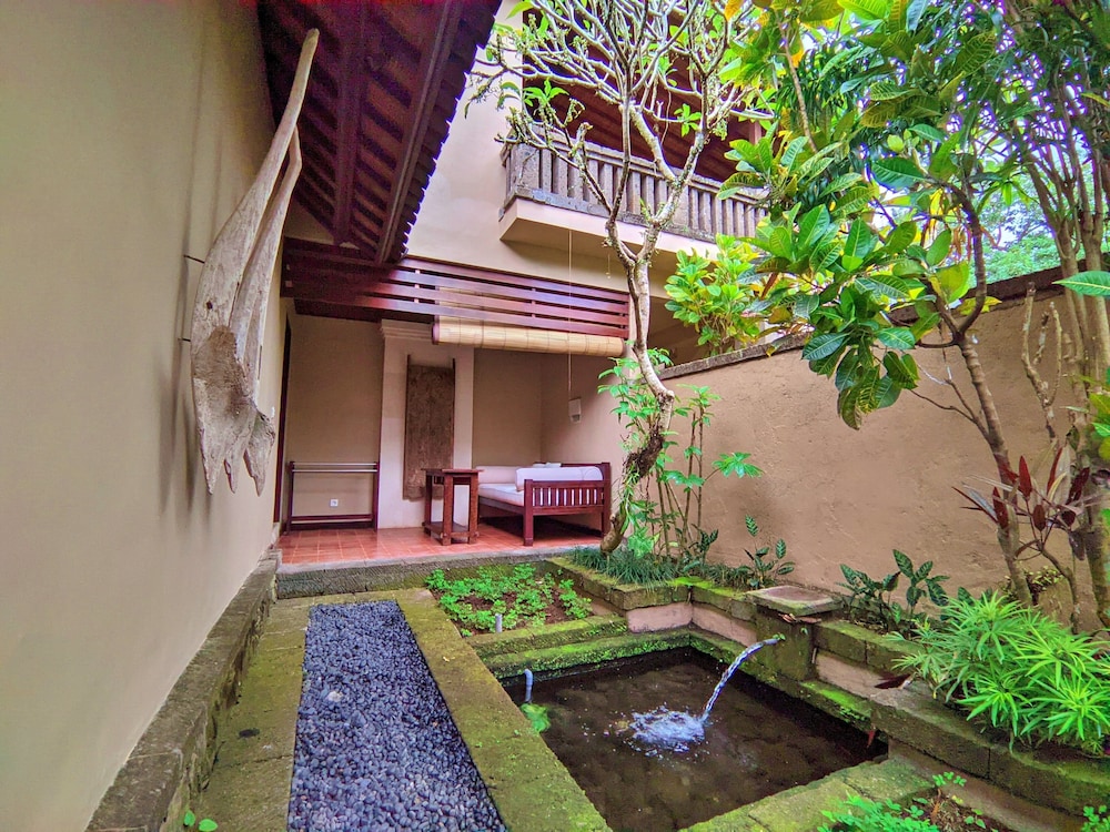 One Bedroom Pool Villa with Butler Service - Photo 2