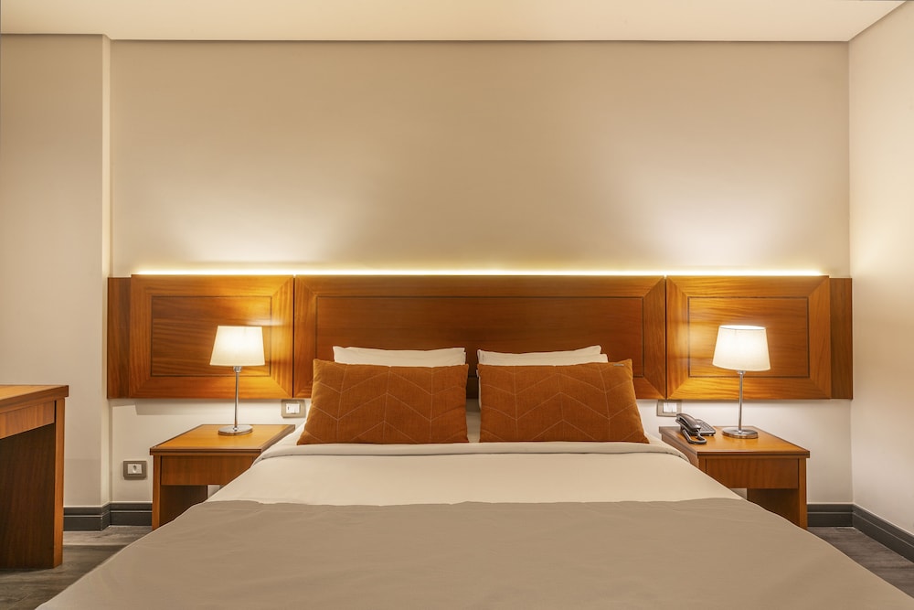 Available room
