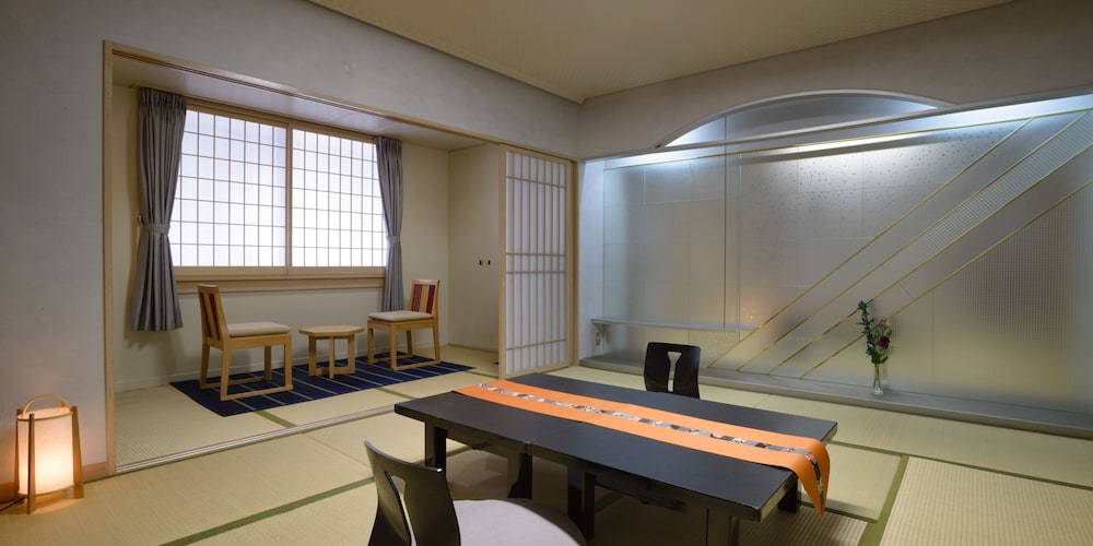 General Room (Japanese-style 8 Tatami with Bath and Toilet) *Room Only or Breakfast Included photo 2