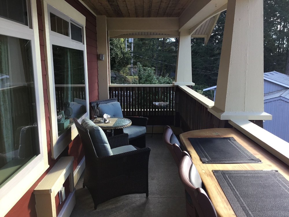 Suite, 1 King Bed, Patio, Ocean View African Queen photo 2