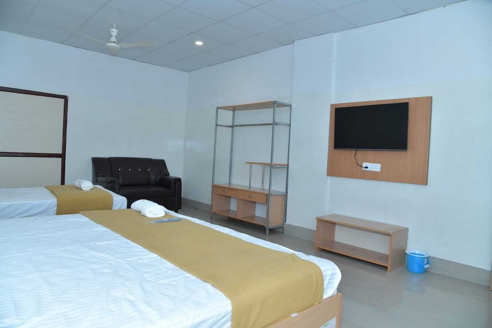 Deluxe Double or Twin Room photo 2