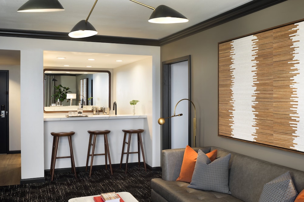 Premier Suite, 1 Bedroom (Club) - Photo 9