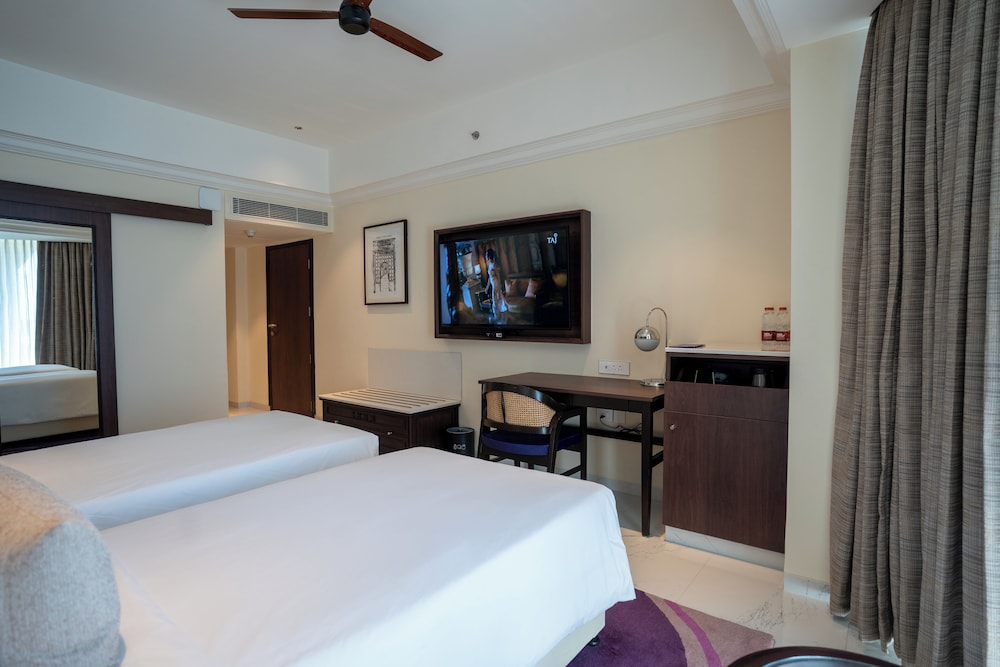 Premium Twin Room (Sunset View) photo 3
