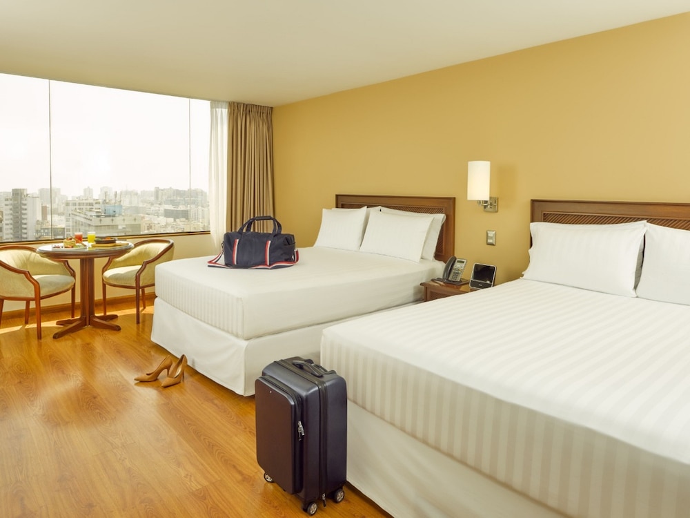 Standard Room, 2 Queen Beds
