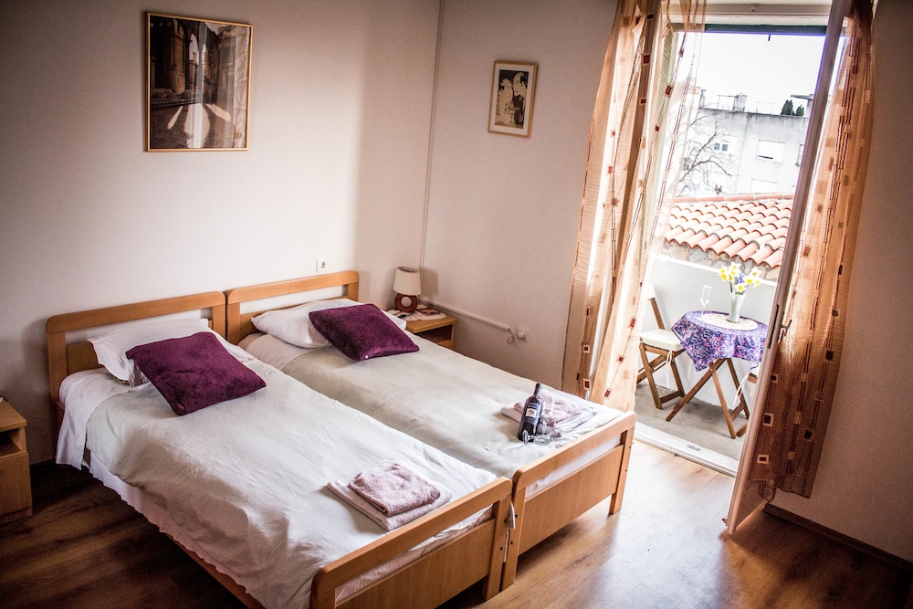 Lavandula studio with balcony
