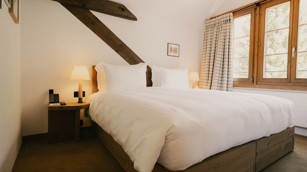 Deluxe Room (Attic, Garden View)