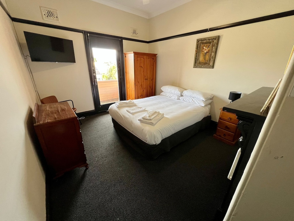Double Room Balcony, Shared Bathroom