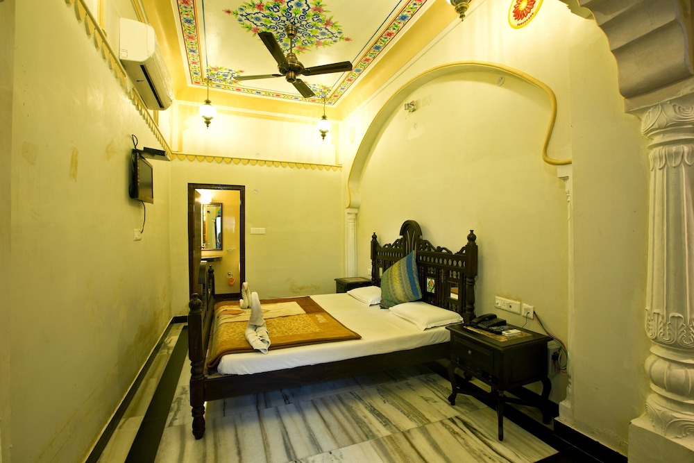 Royal Double Room