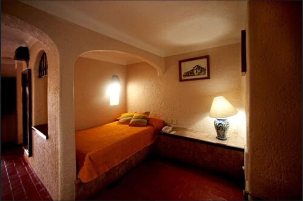 Standard Room - Photo 7