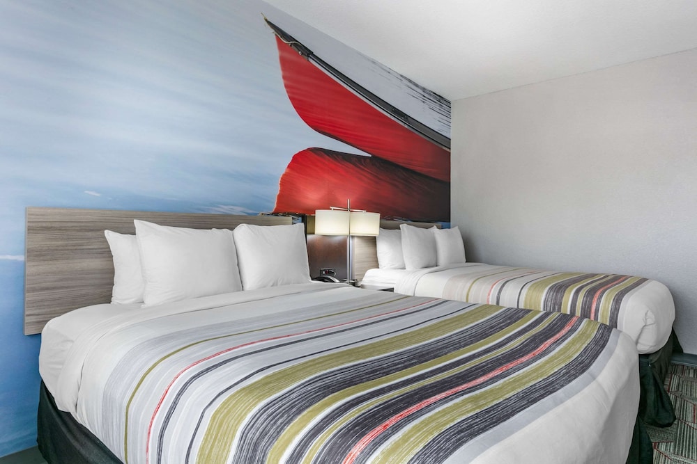 Standard Room, 2 Queen Beds, Non Smoking - Photo 2