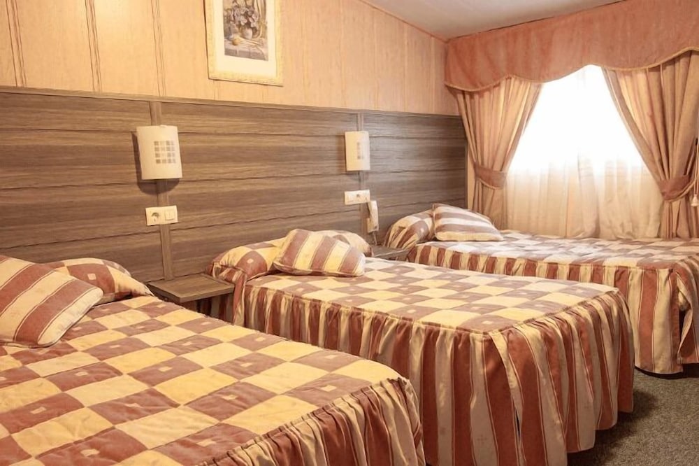 Basic Triple Room, Mountain View