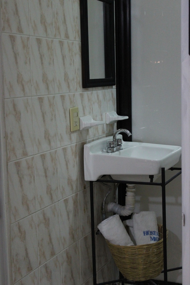 Basic Room photo 2