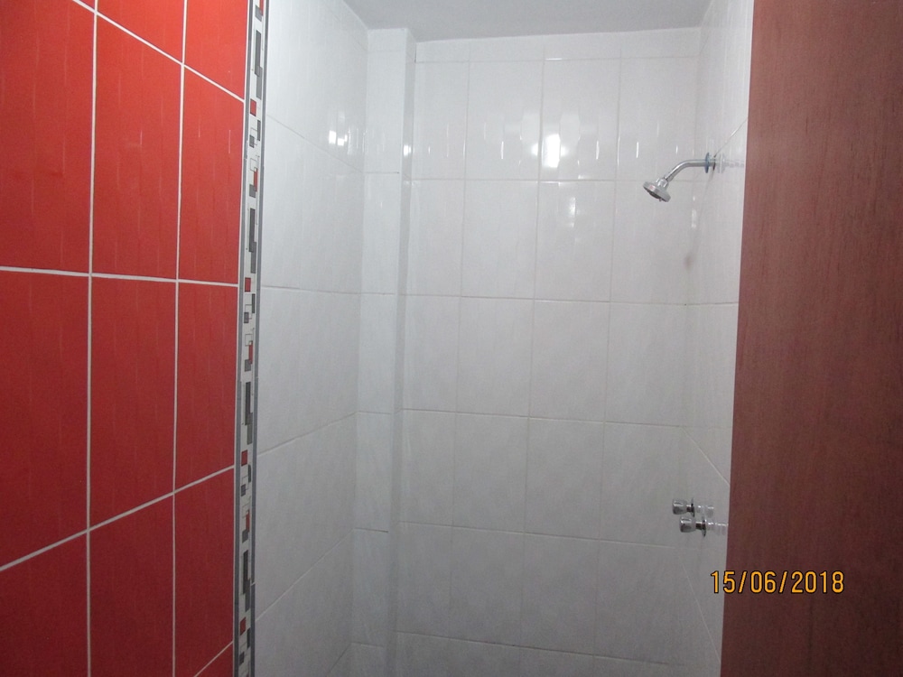 Triple Room, 3 Twin Beds photo 2