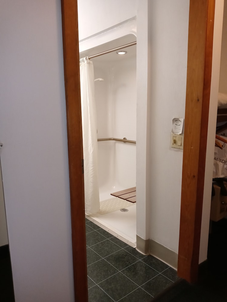 Senior Single Room photo 1
