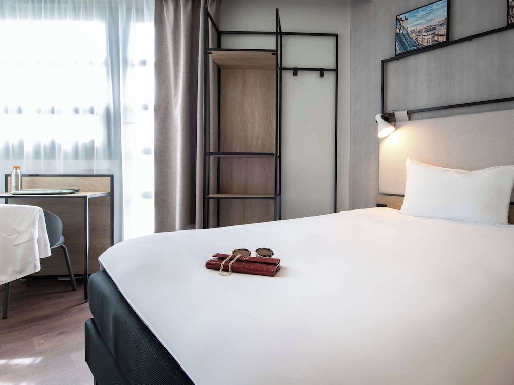 Triple Room (1 Double Bed and 1 Single Sofa Bed)