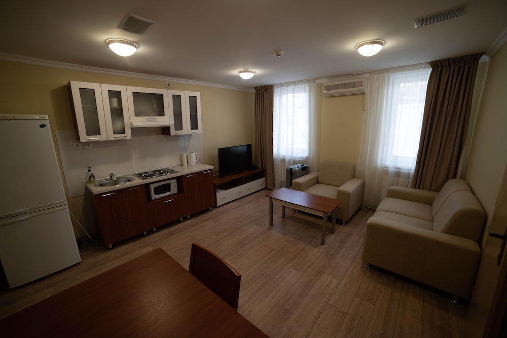 Apartment photo 2