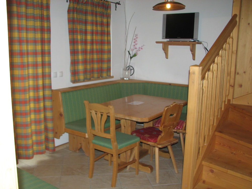 Standard Apartment, Mountain View (2) photo 2