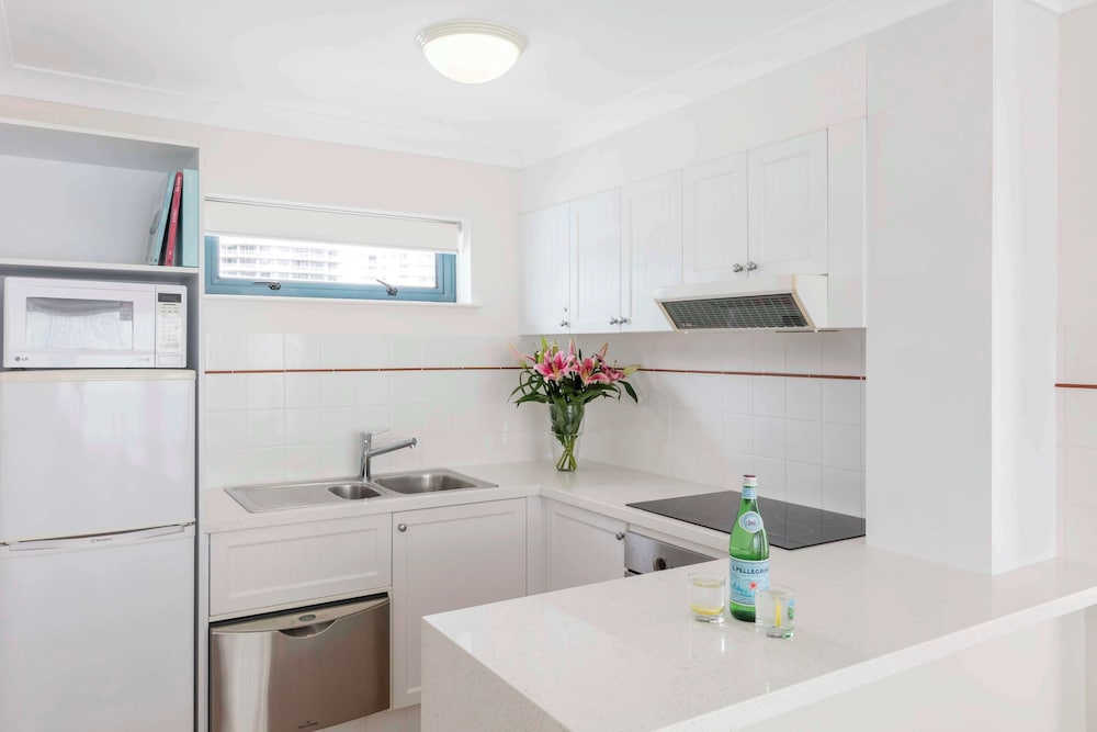 2 Bedroom Dual Key Apartment photo 2