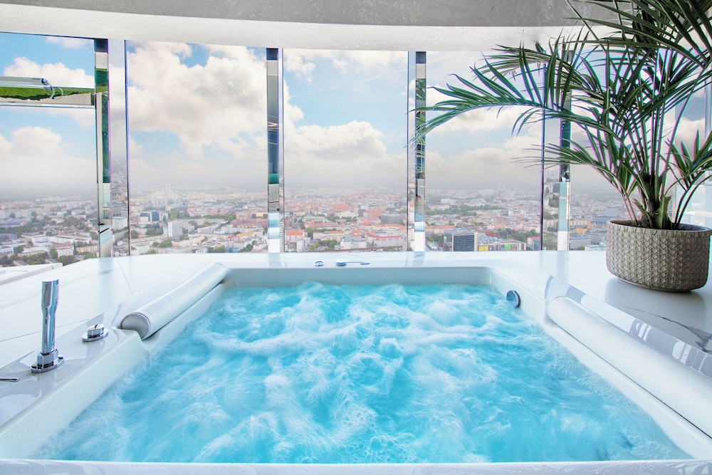 Amazonia Apartment With Hot Tub And Sauna photo 2
