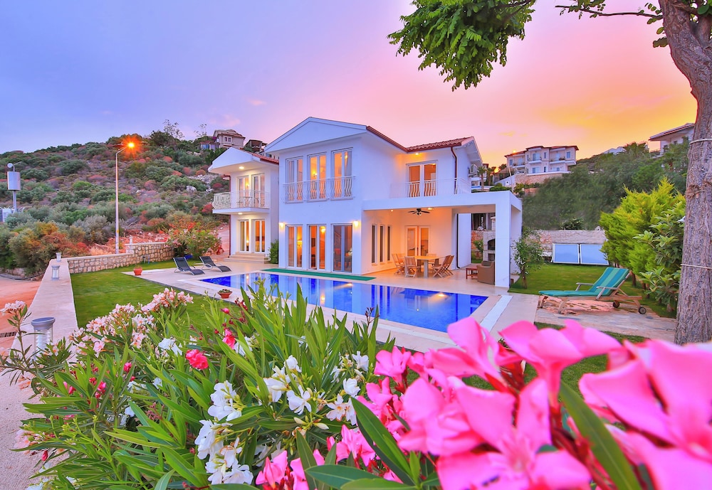 Family Villa, Sea View