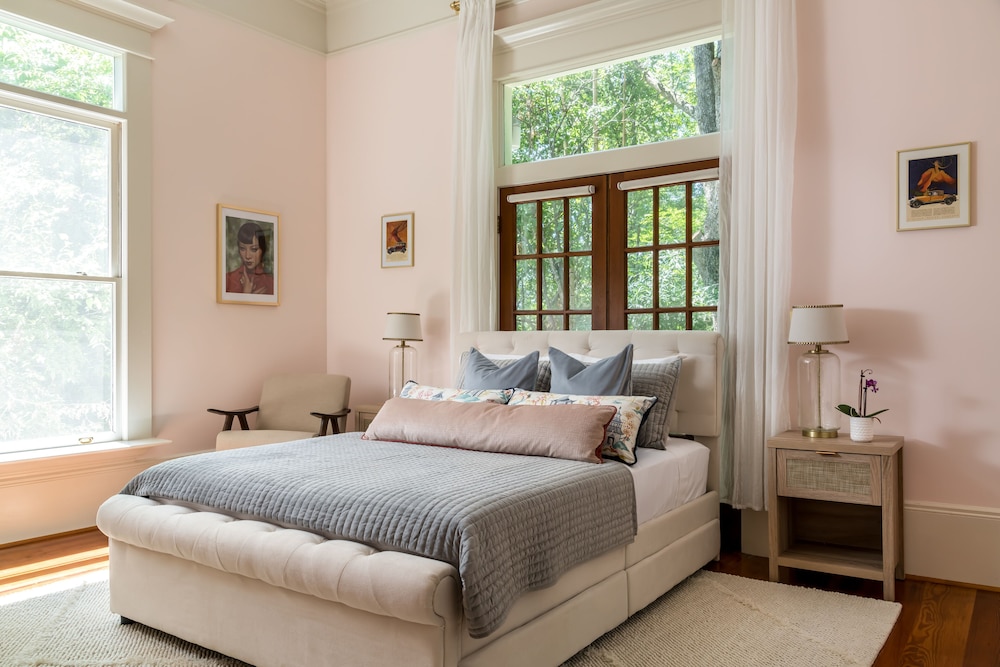 Superior Suite, 2 Bedrooms, Non Smoking, Courtyard View photo 3