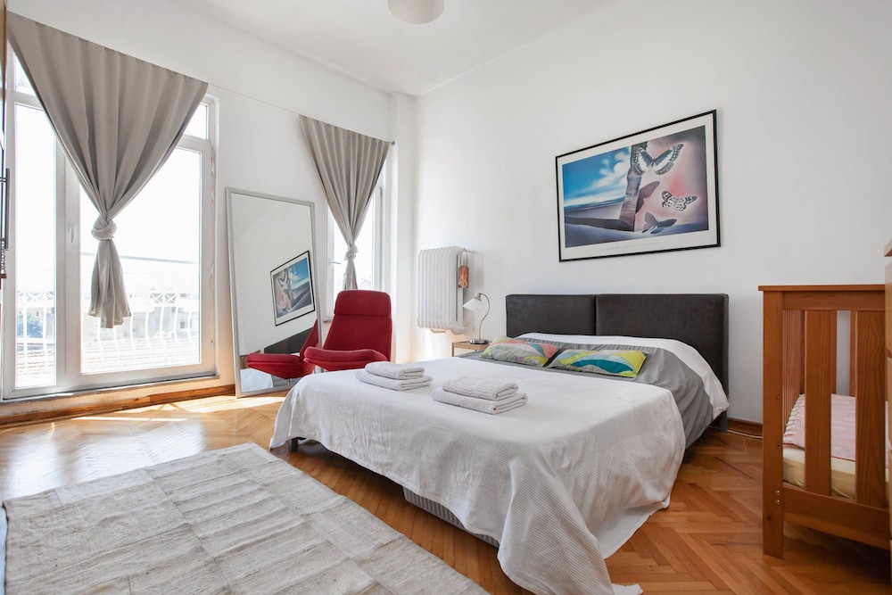 Panoramic Apartment photo 2