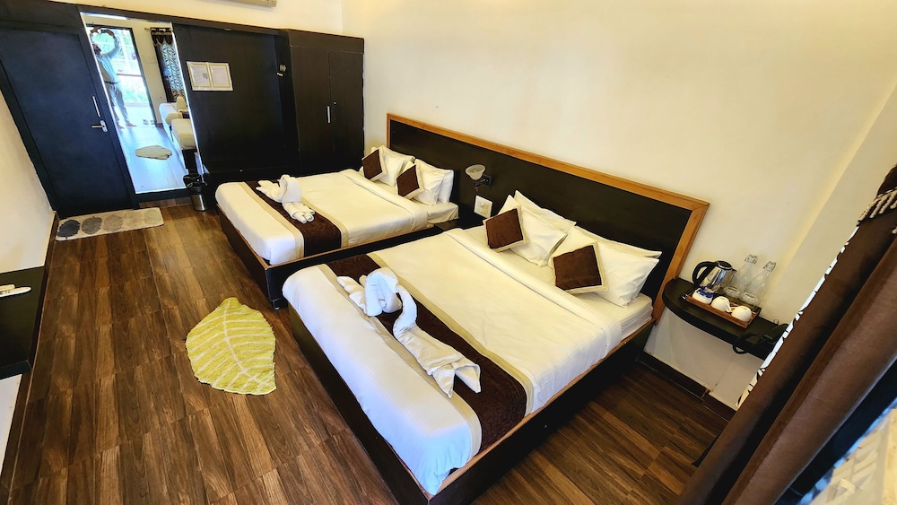 Family Suite, Pool View