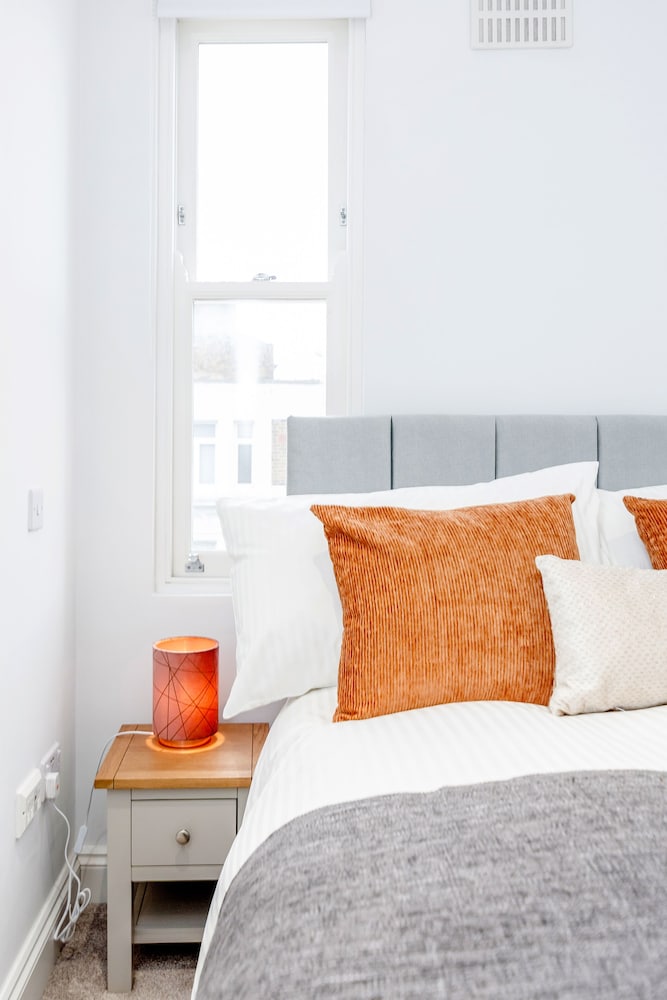 Signature Apartment photo 3