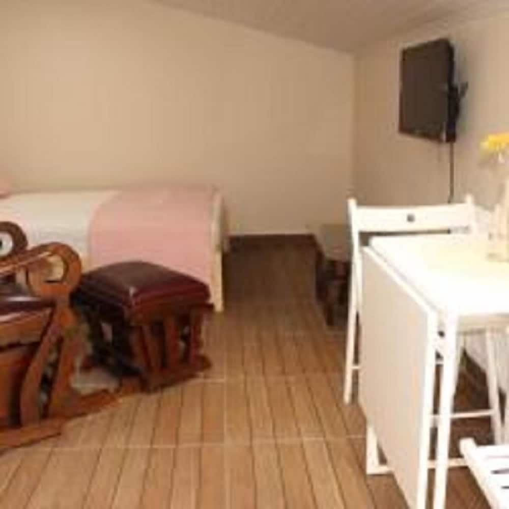 Elite Triple Room, Multiple Beds, Garden View photo 2