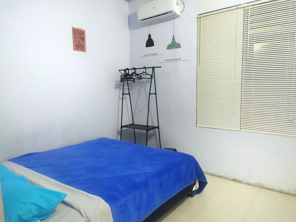 Standard Room with AC photo 2
