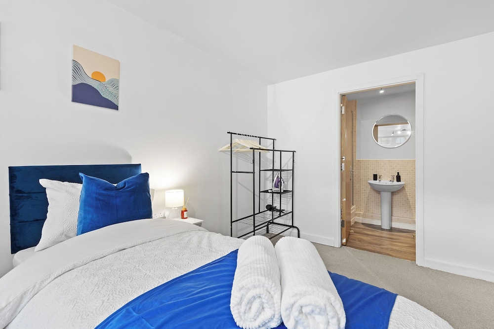 Super Stylish 2bed 2bath Apartment in Nottingham City - Free Parking, Zdjęcie 2