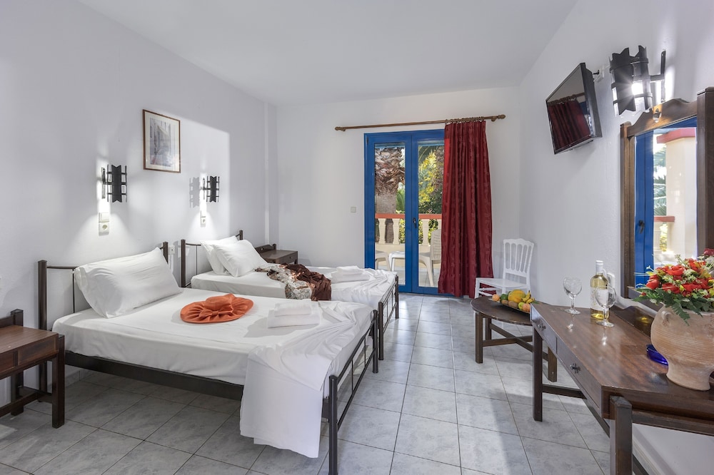 Double or Twin Room, Air conditioning, Bay View