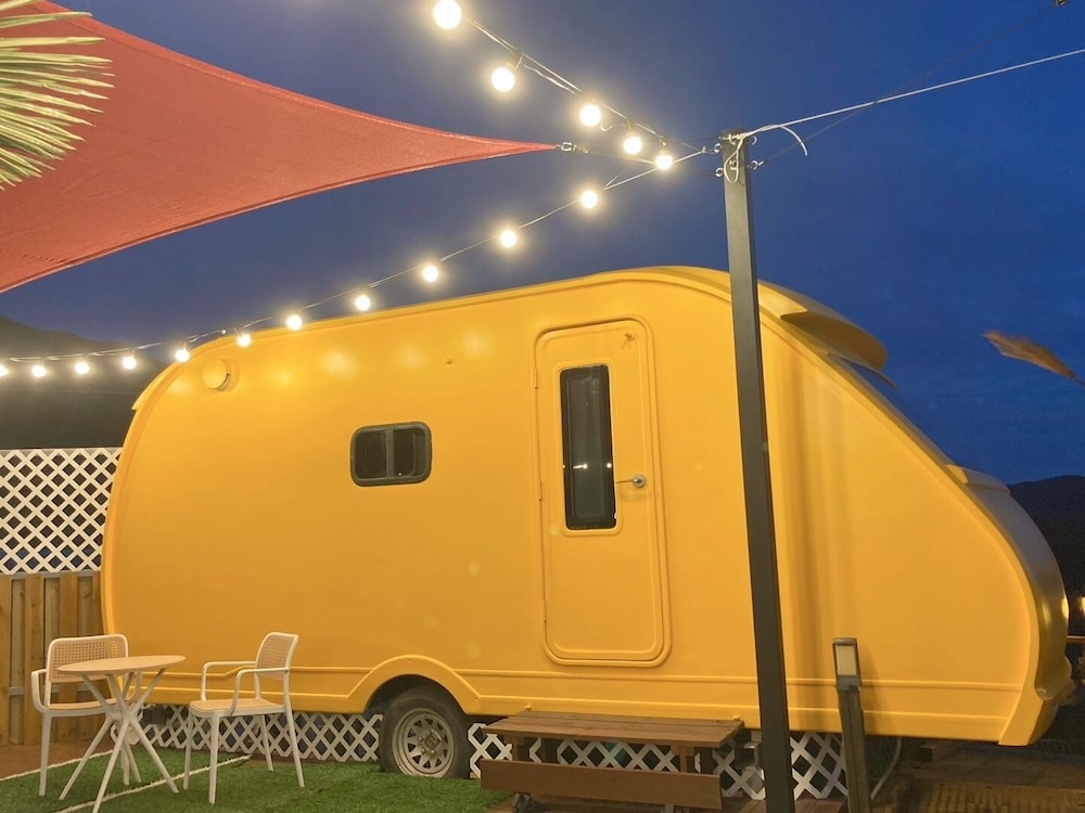 Caravan - Photo 2