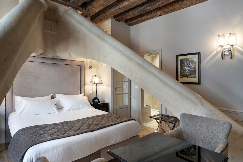 Luxury Double or Twin Room, 1 Queen Bed (Le Dome) photo 3