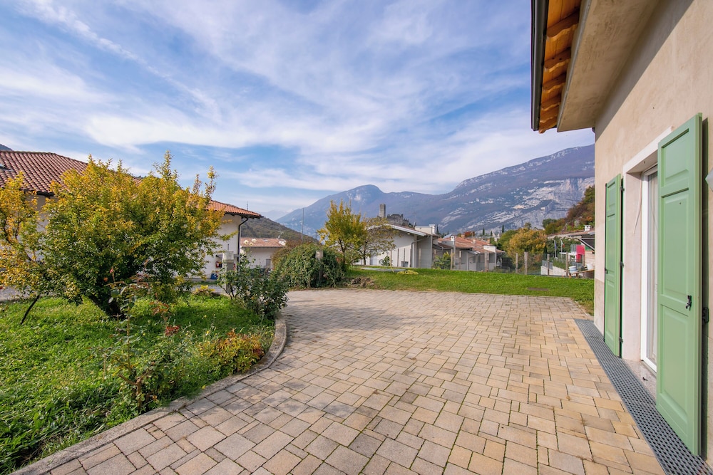 Family Apartment, 1 Bedroom, Mountainside (Casa Palmira) photo 2