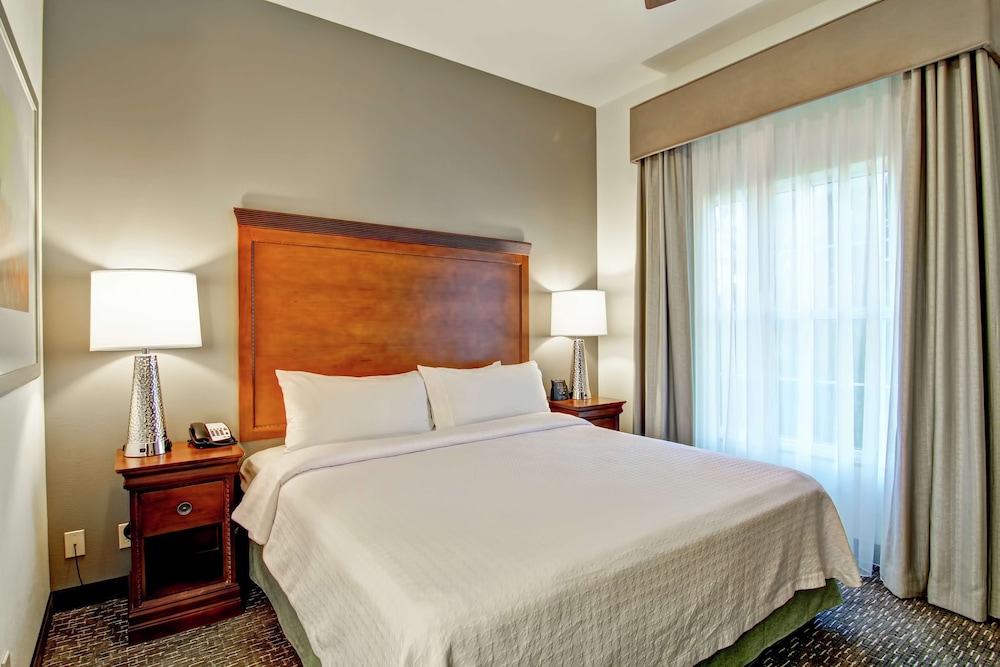 Two Bedroom Suite - Photo 2
