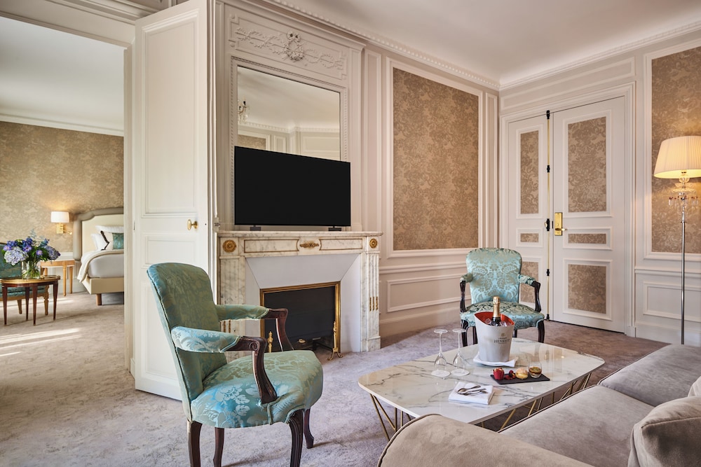 Prestige Suite