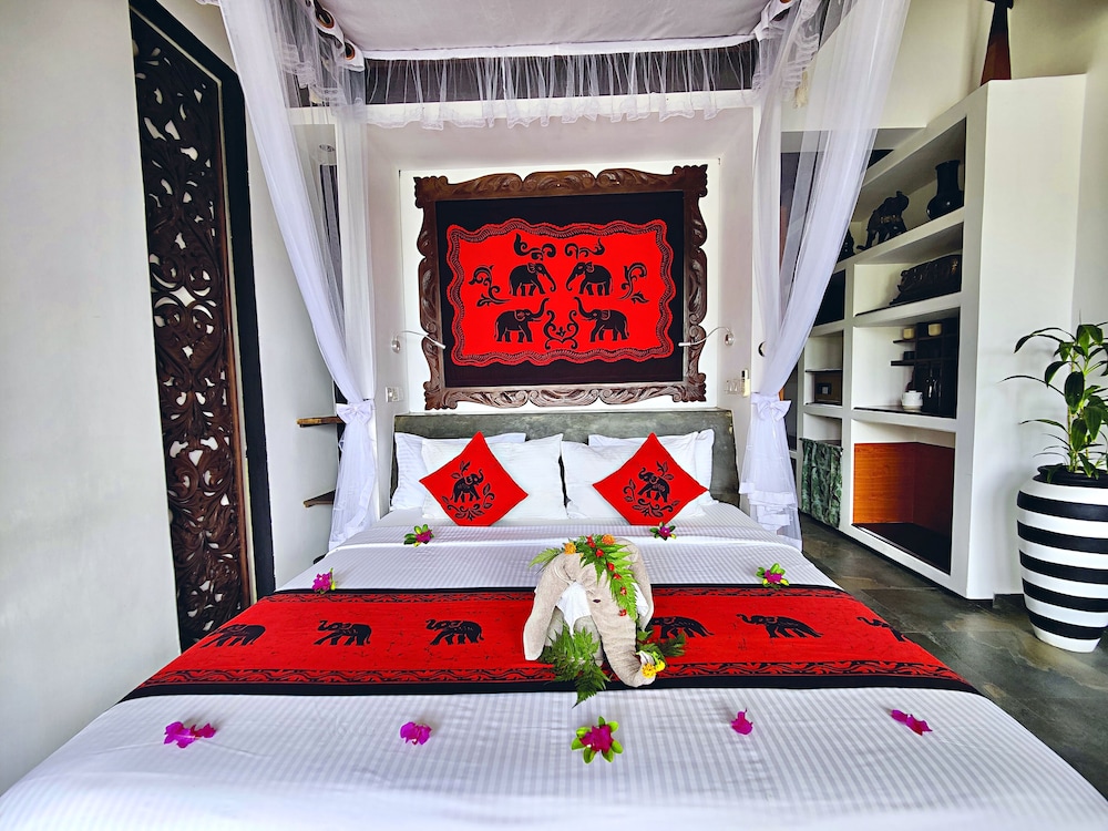 Honeymoon Villa, 1 King Bed, Private Pool, River View