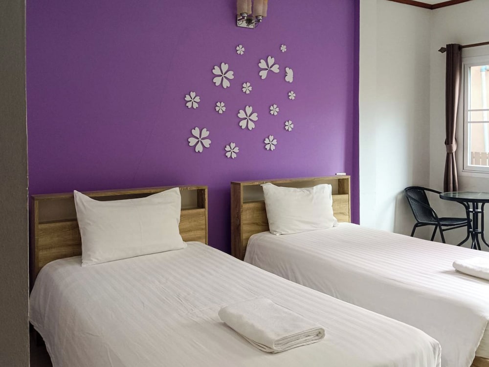 Standard Twin Room photo 3